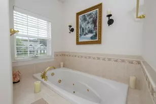 W291N4273 Prairie Wind Cir, Delafield, WI 53072 - Photo 15