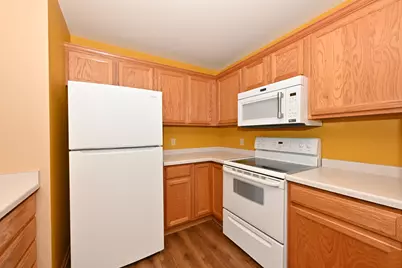 424 W Grand Ave #2, Port Washington, WI 53074 - Photo 9