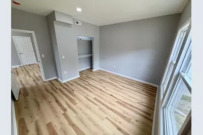 2501 W Michigan St, Milwaukee, WI 53233 - Photo 9