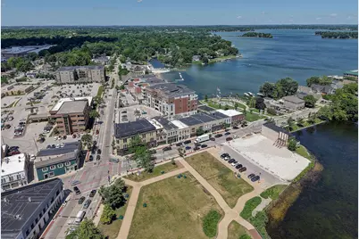 118 N Main St, Oconomowoc, WI 53066 - Photo 3