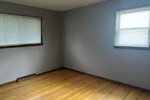 6420 N 49th St, Milwaukee, WI 53223 - Photo 3