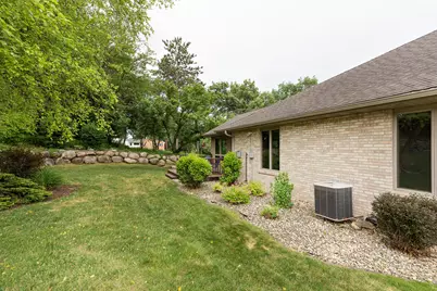 1221 W Sherman Ave, Fort Atkinson, WI 53538 - Photo 37