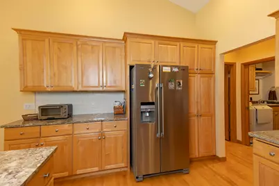 1221 W Sherman Ave, Fort Atkinson, WI 53538 - Photo 11