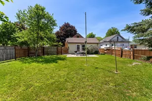 1528 Ashland Ave, Sheboygan, WI 53081 - Photo 7