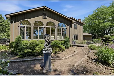 W1325  Hemauer Dr, New Holstein, WI 53061 - Photo 9
