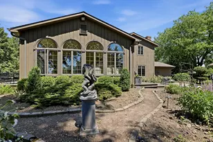 W1325 Hemauer Dr, New Holstein, WI 53061 - Photo 9