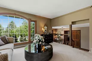 W1325 Hemauer Dr, New Holstein, WI 53061 - Photo 5