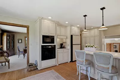 W1325  Hemauer Dr, New Holstein, WI 53061 - Photo 9