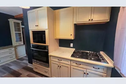 1120  Hamilton St, Manitowoc, WI 54220 - Photo 3