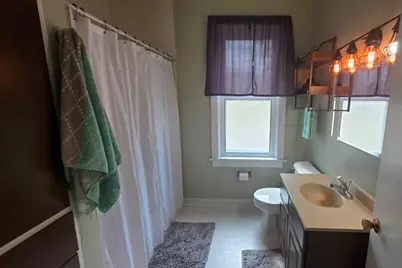 1120  Hamilton St, Manitowoc, WI 54220 - Photo 11
