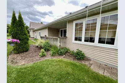 1640  Settlement Trl, Sheboygan, WI 53081 - Photo 3