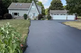 W6093 Mariner Hills Trail, La Grange, WI 53121 - Photo 5