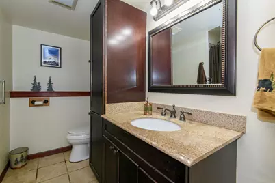 705  Fox Knoll Dr, Racine, WI 53185 - Photo 41