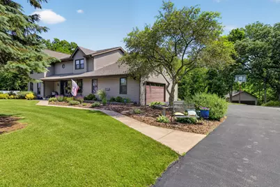 N6W31264  Alberta Dr, Delafield, WI 53018 - Photo 3
