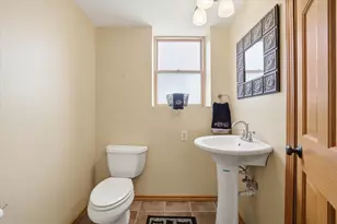 S25W30256 Jenna Ln, Genesee, WI 53188 - Photo 31