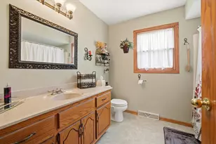 S25W30256 Jenna Ln, Genesee, WI 53188 - Photo 27