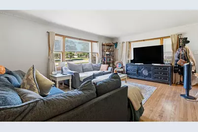 2470 S 92nd St #2472, West Allis, WI 53227 - Photo 15