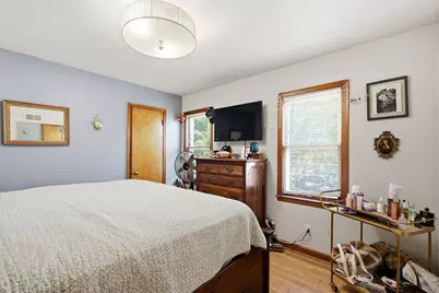 2470 S 92nd St #2472, West Allis, WI 53227 - Photo 11