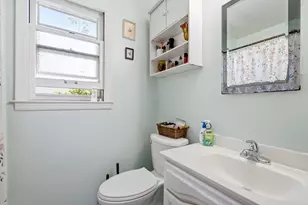 2470 S 92nd St, West Allis, WI 53227 - Photo 17