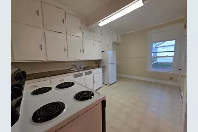 401 S College Ave, Fox Lake, WI 53933 - Photo 9