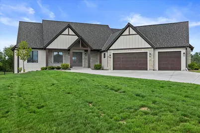 N69W17970  Haven Dr, Menomonee Falls, WI 53051 - Photo 47