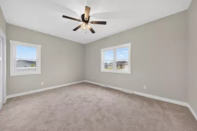 2906  Stonebrook Dr, Sheboygan, WI 53081 - Photo 15