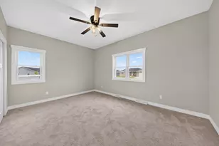 2906 Stonebrook Dr, Sheboygan, WI 53081 - Photo 15