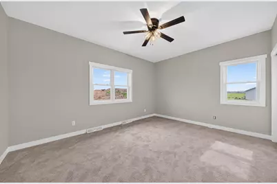 2906  Stonebrook Dr, Sheboygan, WI 53081 - Photo 19