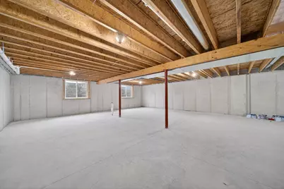 2906  Stonebrook Dr, Sheboygan, WI 53081 - Photo 23