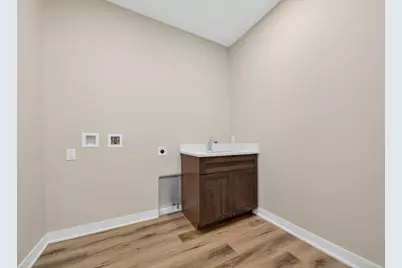 2906  Stonebrook Dr, Sheboygan, WI 53081 - Photo 21
