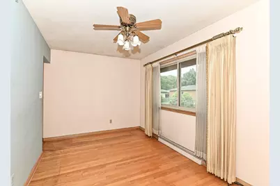 2815  Ohio St, Racine, WI 53405 - Photo 5