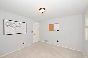 501 Cheyenne Dr, Waukesha, WI 53188 - Photo 23