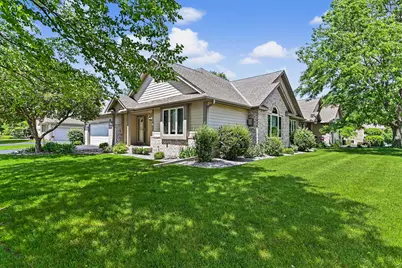 N22W26492  Shooting Star Rd #2, Pewaukee, WI 53072 - Photo 1