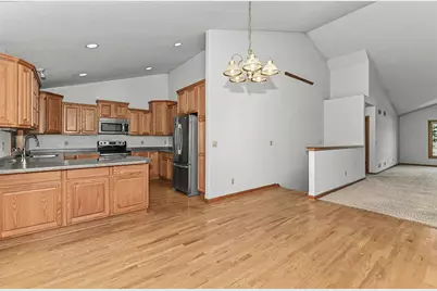 N22W26492  Shooting Star Rd #2, Pewaukee, WI 53072 - Photo 11