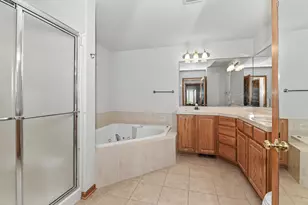 N22W26492 Shooting Star Rd, Pewaukee, WI 53072 - Photo 23
