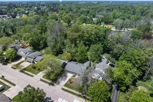 306 Fenway Terrace, Manitowoc, WI 54220 - Photo 41