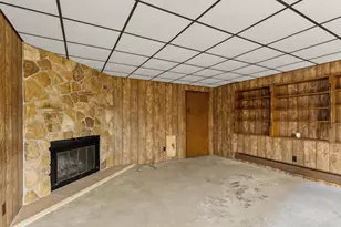 306 Fenway Terrace, Manitowoc, WI 54220 - Photo 27