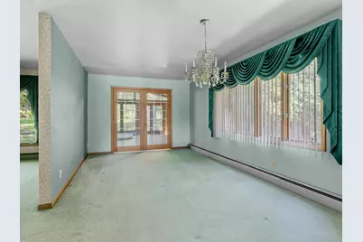 306  Fenway Ter, Manitowoc, WI 54220 - Photo 21