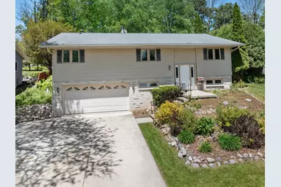 306  Fenway Ter, Manitowoc, WI 54220 - Photo 43
