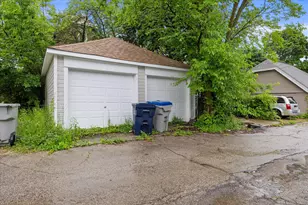 2607 N 40th St, Milwaukee, WI 53210 - Photo 41
