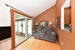 770 Oakwood Ln, Brookfield, WI 53045 - Photo 13