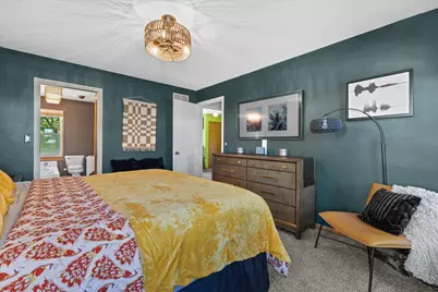 11609 W Mill Rd, Milwaukee, WI 53225 - Photo 21