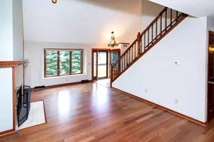19065 Hi View Dr, Brookfield, WI 53045 - Photo 7