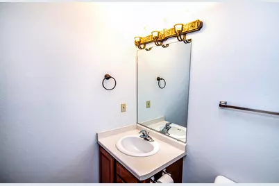 19065  Hiview Dr #2, Brookfield, WI 53045 - Photo 41