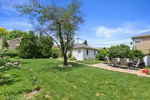 447 S 72nd St, Milwaukee, WI 53214 - Photo 37