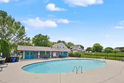 7365 S Delaine Dr, Oak Creek, WI 53154 - Photo 27