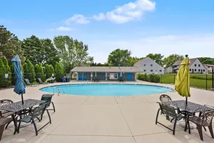 7365 S Delaine Dr, Oak Creek, WI 53154 - Photo 25