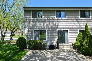 7365 S Delaine Dr, Oak Creek, WI 53154 - Photo 31