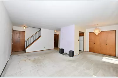 7365 S Delaine Dr, Oak Creek, WI 53154 - Photo 11