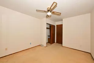 7365 S Delaine Dr, Oak Creek, WI 53154 - Photo 21